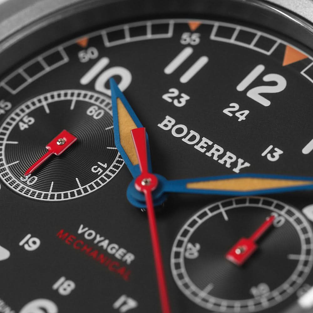 VOYAGER - ساعة ميدانية أوتوماتيكية من التيتانيوم مقاومة للماء 100 متر | أسود