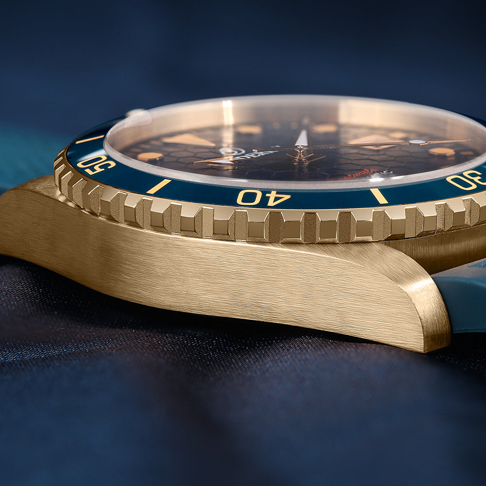 SEATURTLE.OCEAN(BRONZE) - Automatic Bronze Diver Watch | Sea Blue/FKM Rubber