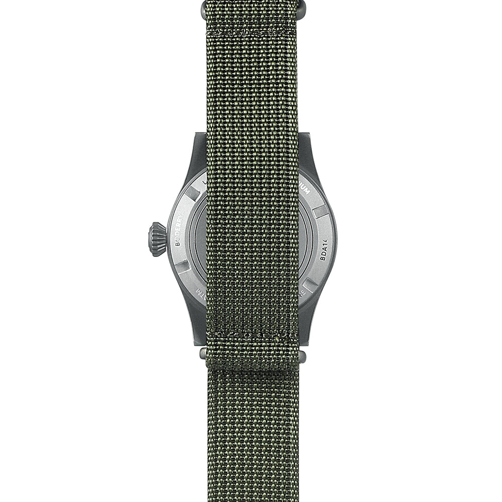 LANDMASTER - 100M Waterproof Titanium Automatic Field Watch | Green