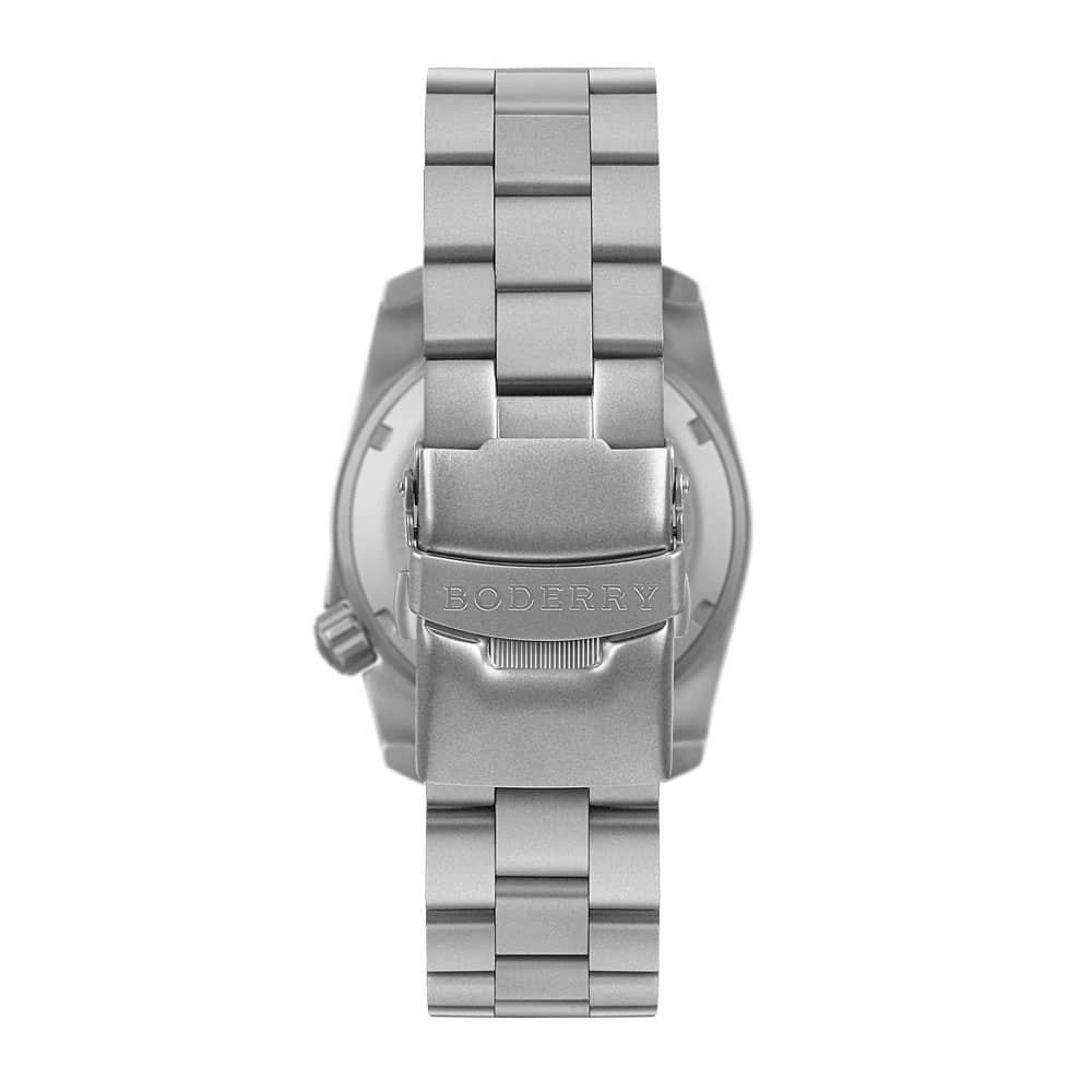 VOYAGER - 100M Waterproof Titanium Automatic Field Watch | Claret-bracelet