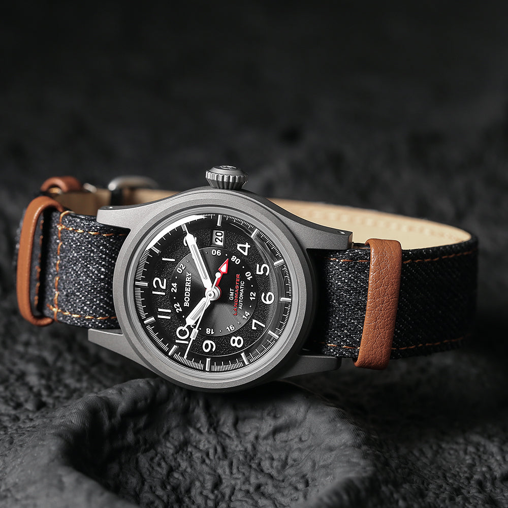 LANDMASTER GMT – Titanium Automatic Tritium Field Watch | Black-bracelet