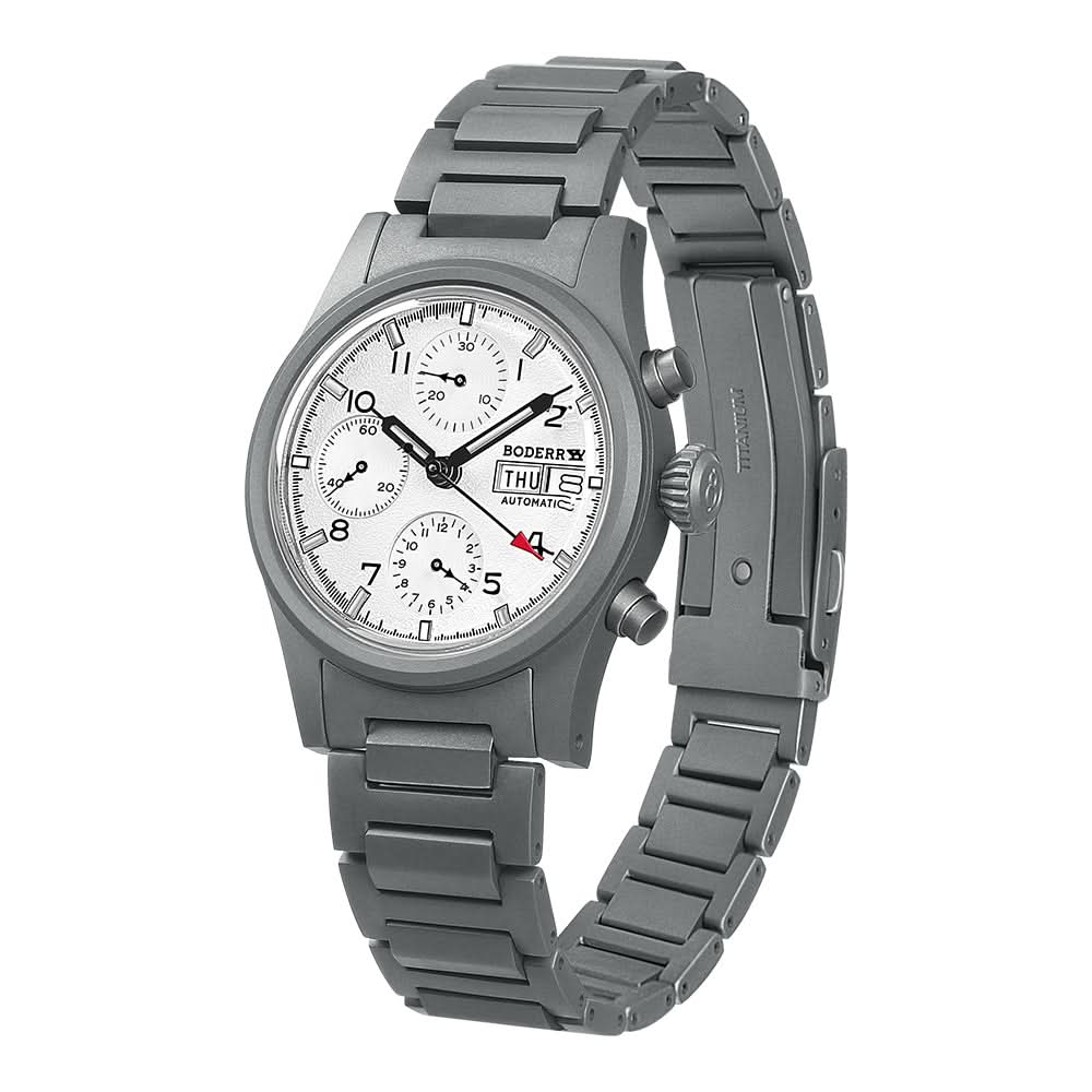 LANDMASTER Chronograph – Titanium Automatic Tritium Field Watch | White-bracelet