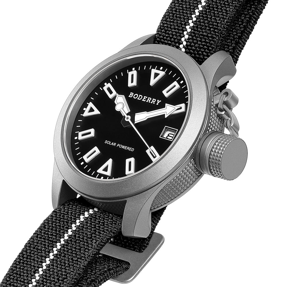 FALCON Canteen - Titanium Solar-Powered Watch | Dive