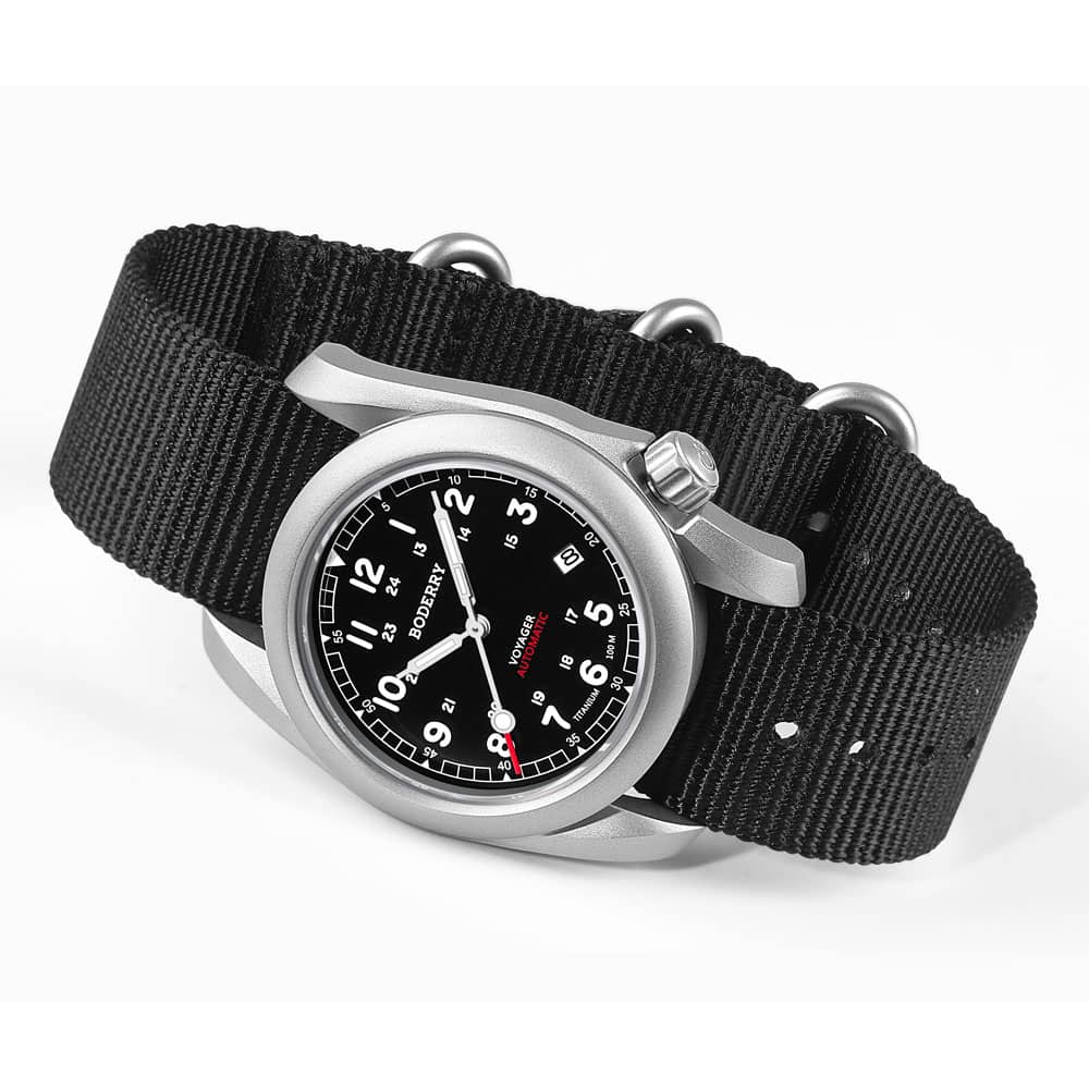 VOYAGER - 100M Waterproof Titanium Automatic Field Watch | Black