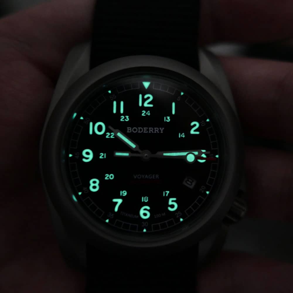 VOYAGER - 100M Waterproof Titanium Automatic Field Watch | Black